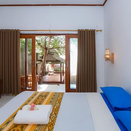 Апартаменты Radika House Гили Траванган Экстерьер фото