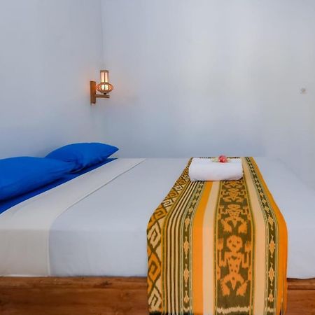 Апартаменты Radika House Гили Траванган Экстерьер фото