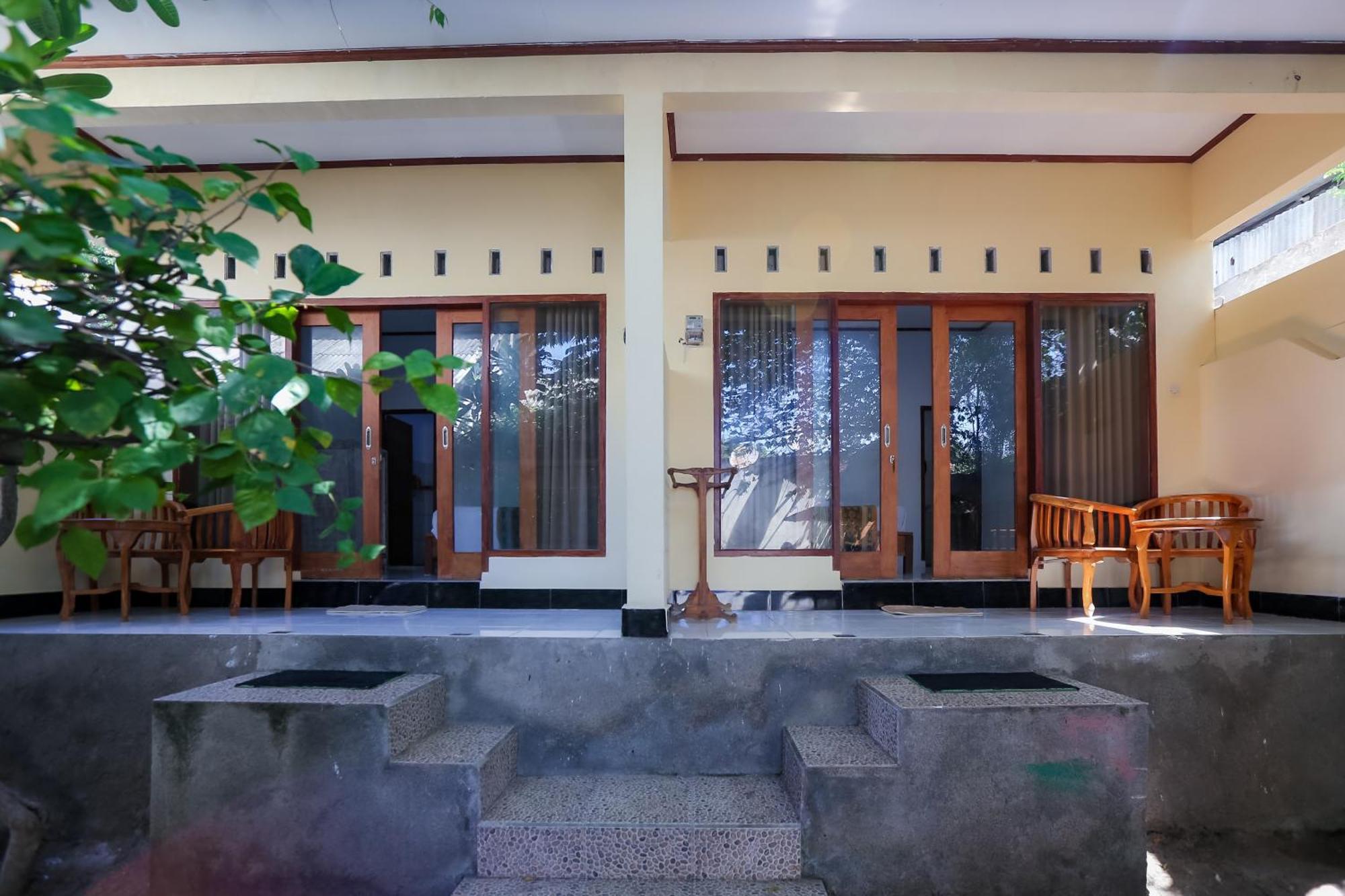 Апартаменты Radika House Гили Траванган Экстерьер фото